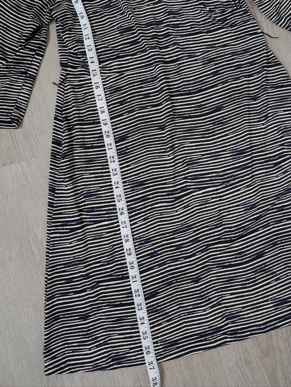 Ricki's Black White Striped V-Neck Stretchy Flowy Casual Midi Dress Size L - Picture 7 of 11